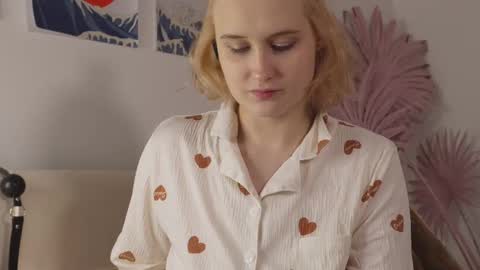 tiffanyjons online show from 03.12.25