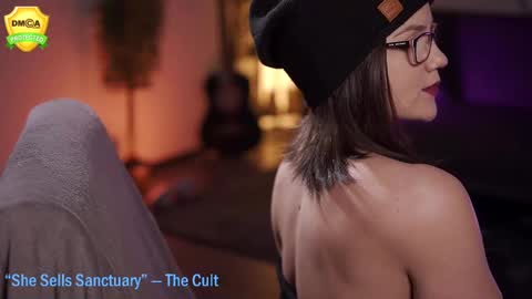 tiffanyriox online show from 03.04.25