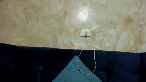 Snapshot of tiffanystone_ chatting on 10.04.25 Tiffany online show from 10.04.25