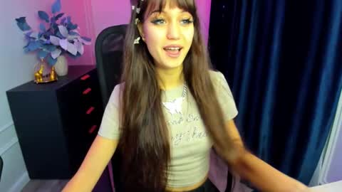 tiffanyyoun online show from 11.28.25