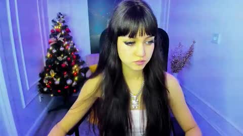 tiffanyyoun online show from 12.21.25