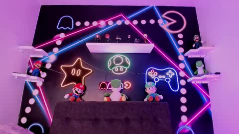 Tiffany  online show from 02.26.25