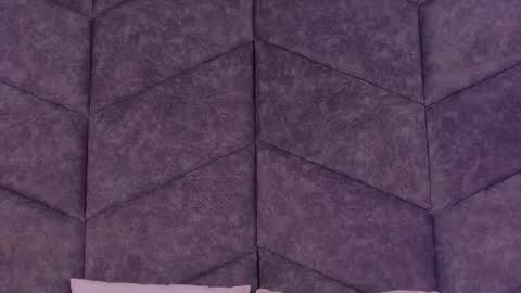 Tiffany  online show from 10.04.25