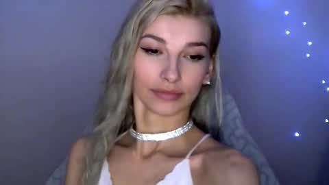 Snapshot of tigerblooood chatting on 03.19.26 Ask me online show from 03.19.26