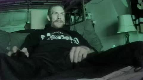 Snapshot of tiggity19 chatting on 12.14.25 Tiggity23 come stroke my 9 cock with ne online show from 12.14.25