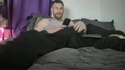 Snapshot of tiggity19 chatting on 05.13.26 Tiggity23 come stroke my 9 cock with ne online show from 05.13.26