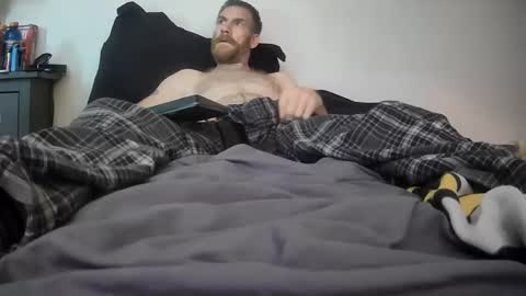 Snapshot of tiggity19 chatting on 05.29.26 Tiggity23 come stroke my 9 cock with ne online show from 05.29.26