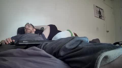 Snapshot of tiggity19 chatting on 06.03.26 Tiggity23 come stroke my 9 cock with ne online show from 06.03.26
