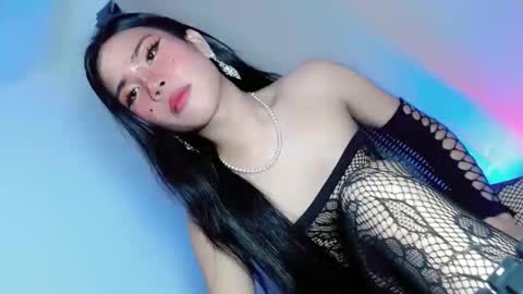 tight_elliana online show from 10.21.25
