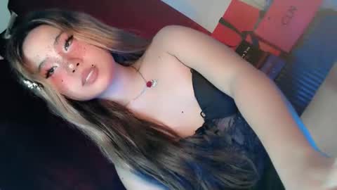 Snapshot of tight_elliana chatting on 05.24.26 tight_elliana online show from 05.24.26