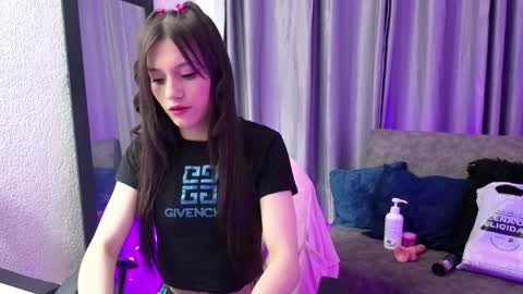 Snapshot of tiinajonus_ chatting on 04.06.26 tiinajonus_ online show from 04.06.26