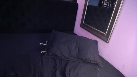 tiiny emilly online show from 09.24.25