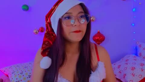 Snapshot of tilatequilas chatting on 12.15.24 Tila Tequila online show from 12.15.24