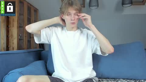 Snapshot of tim_milll chatting on 12.16.24 Tim online show from 12.16.24