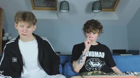 Snapshot of tim_milll chatting on 12.21.24 Tim online show from 12.21.24