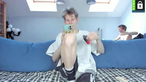 Snapshot of tim_milll chatting on 01.17.25 Tim online show from 01.17.25