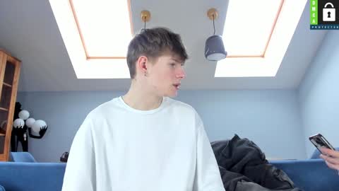 Snapshot of tim_milll chatting on 01.21.25 Tim online show from 01.21.25