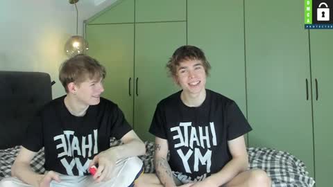 Snapshot of tim_milll chatting on 01.25.25 Tim online show from 01.25.25