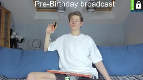 Snapshot of tim_milll chatting on 02.18.25 Tim online show from 02.18.25