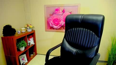 Luisa online show from 01.13.25