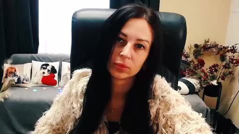 Luisa online show from 09.15.25