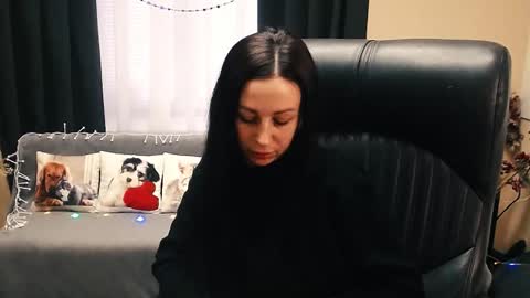 Luisa online show from 12.18.25