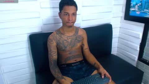 Snapshot of timmcloud chatting on 11.18.25 Timm online show from 11.18.25