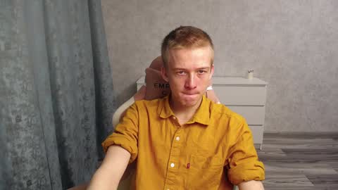 Snapshot of timmy7topcut chatting on 12.04.24 Timmy online show from 12.04.24