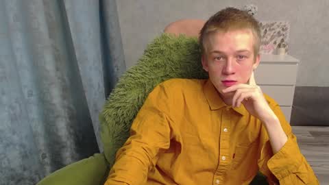 Snapshot of timmy7topcut chatting on 12.30.24 Timmy online show from 12.30.24