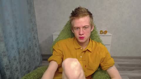 Snapshot of timmy7topcut chatting on 01.23.25 Timmy online show from 01.23.25