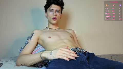 timmy  independent model  help me reach 50 thumbs up pls online show from 08.06.26