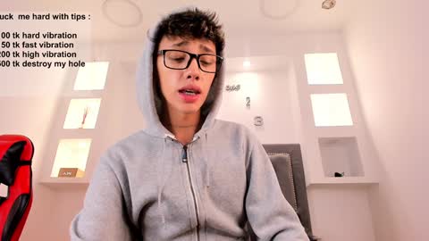Snapshot of timothy_ross chatting on 12.10.24 Timothy 21 years old online show from 12.10.24