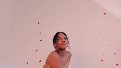 T I N A online show from 09.10.25