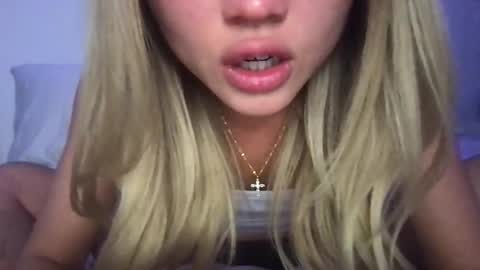 tina_xoxo_ online show from 01.13.25