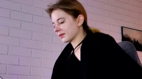 Tina Davil online show from 02.03.26