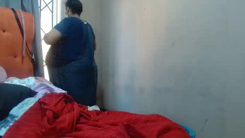 tinagiant online show from 05.12.26