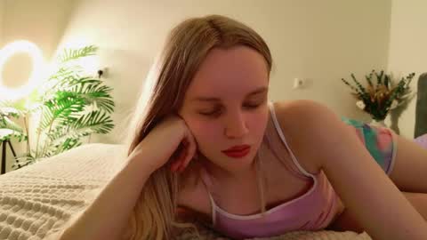 tinasiner online show from 04.26.26