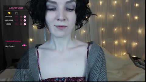 Snapshot of tinawincee chatting on 12.06.24 Tina online show from 12.06.24