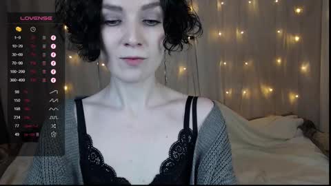 Snapshot of tinawincee chatting on 01.08.25 Tina online show from 01.08.25