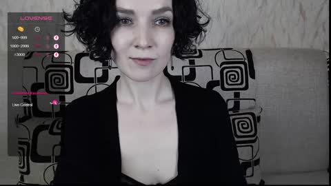 Snapshot of tinawincee chatting on 01.29.25 Tina online show from 01.29.25