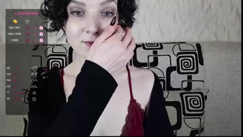 Snapshot of tinawincee chatting on 03.01.25 Tina online show from 03.01.25