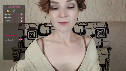 Snapshot of tinawincee chatting on 09.15.25 Tina online show from 09.15.25