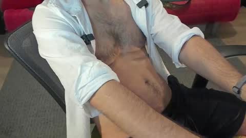 Snapshot of tinc chatting on 10.13.25 Peter online show from 10.13.25