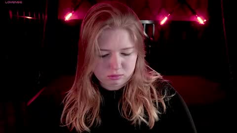 TinkerrBelll online show from 05.13.26