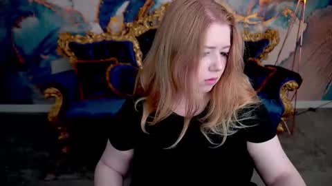 TinkerrBelll online show from 07.12.26