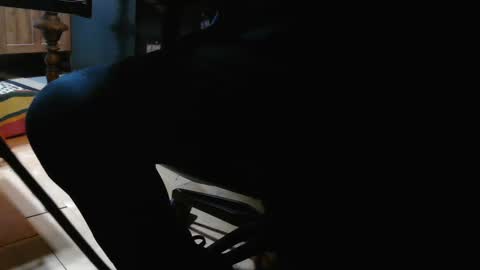 Snapshot of tinkertrain420 chatting on 12.25.24 tinkertrain420 online show from 12.25.24