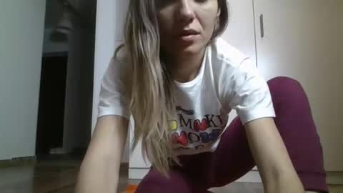 tinna21 online show from 04.29.26
