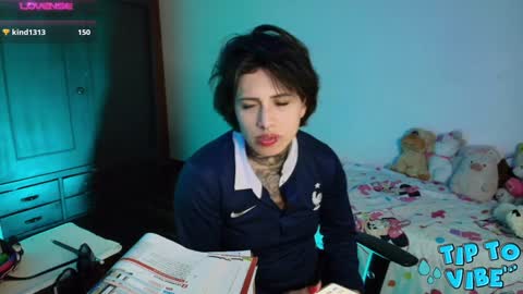 Snapshot of tinnadawson chatting on 12.10.24 I AM BELLA ----------- follow my IG TINNS 69 online show from 12.10.24