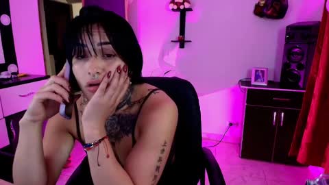 Snapshot of tinnadawson chatting on 01.24.25 I AM BELLA ----------- follow my IG TINNS 69 online show from 01.24.25