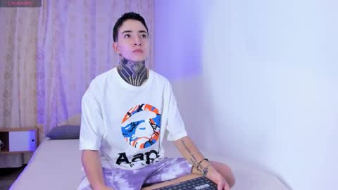 TINNY AND CANDY online show from 11.18.25